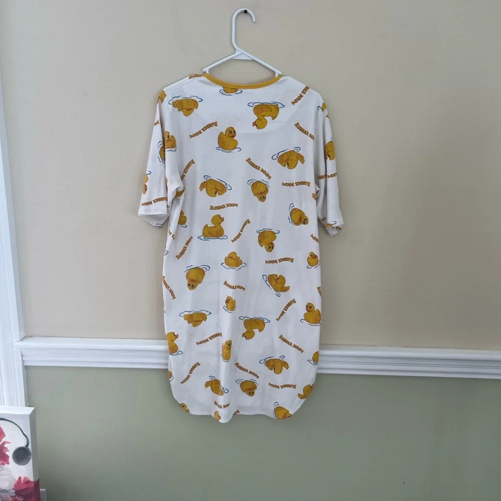 MILTON FUNWEAR White & Yellow Rubber Ducky Print Nightshirt XL